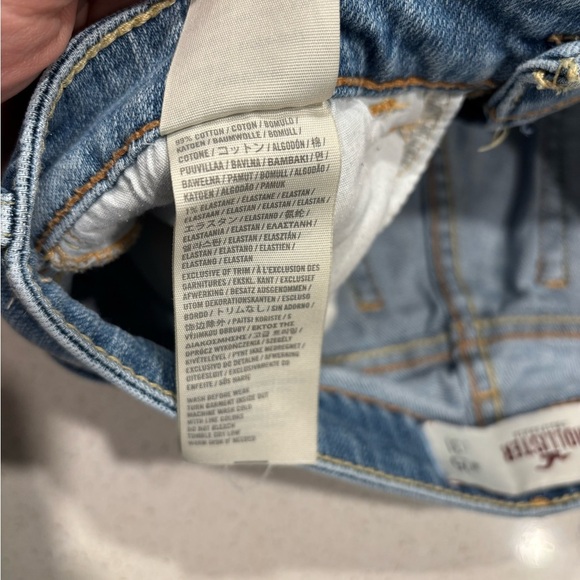 Hollister Blue Straight Distressed Jeans, size 25 x 31 - Picture 3 of 8